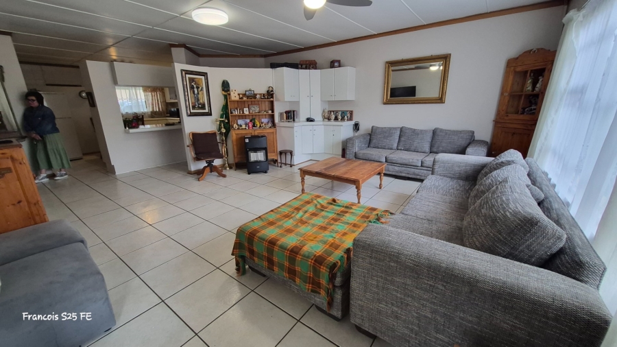 3 Bedroom Property for Sale in Waverley Free State